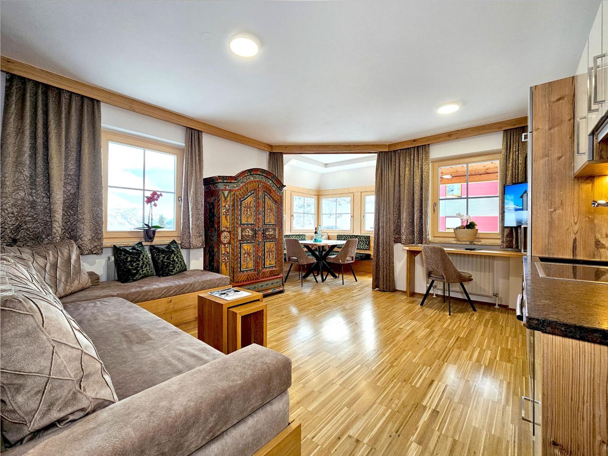Aparthotel Bernhof Obertauern Bagian luar foto