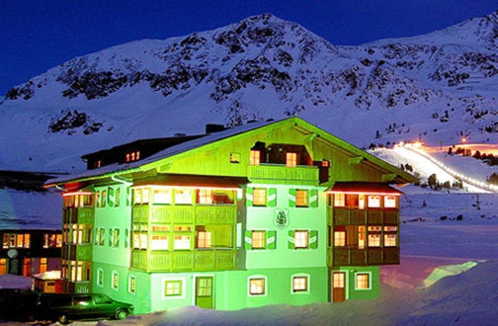 Aparthotel Bernhof Obertauern Bagian luar foto